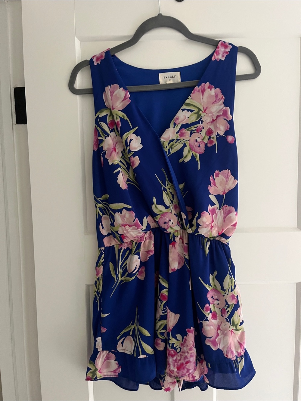 Everly Blue Floral V-Neck Sleeveless Romper